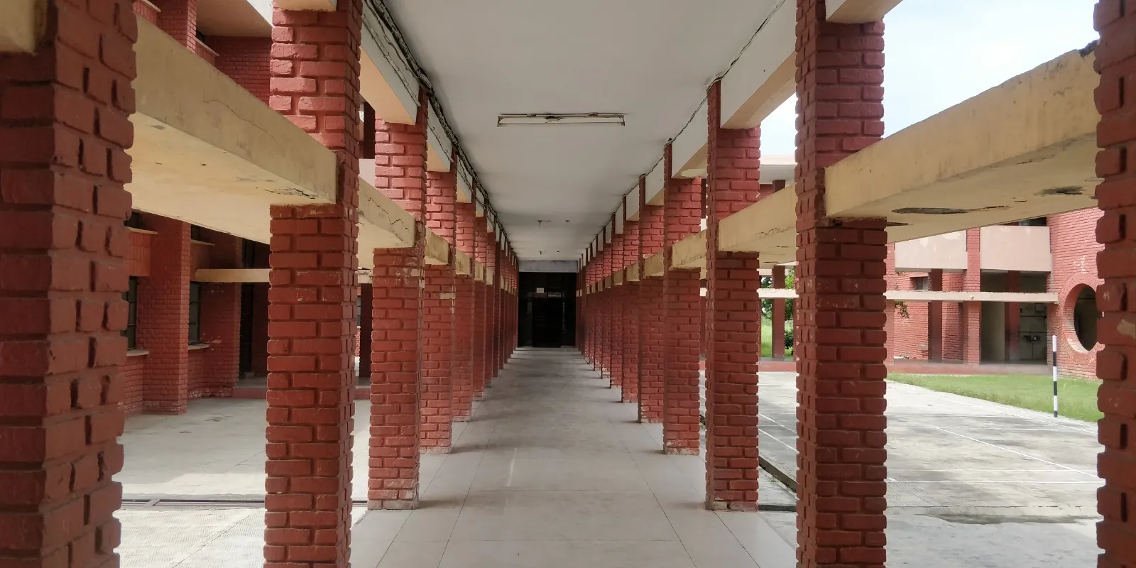 I studied in a school my father designed in the 1970s — image 4