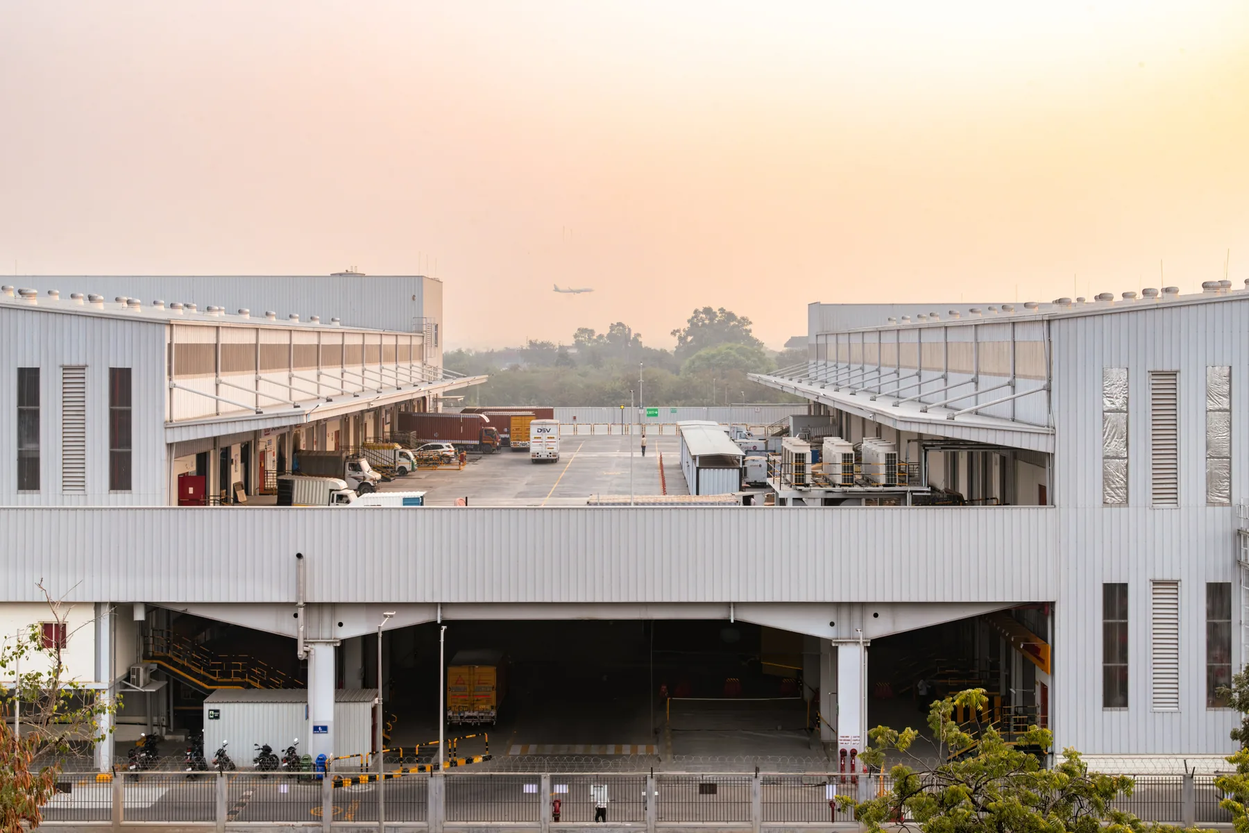 Air Cargo Logistics Centre (ACLC IIB and ACLC III), Indira Gandhi International Airport, New Delhi — photograph 2 of 4