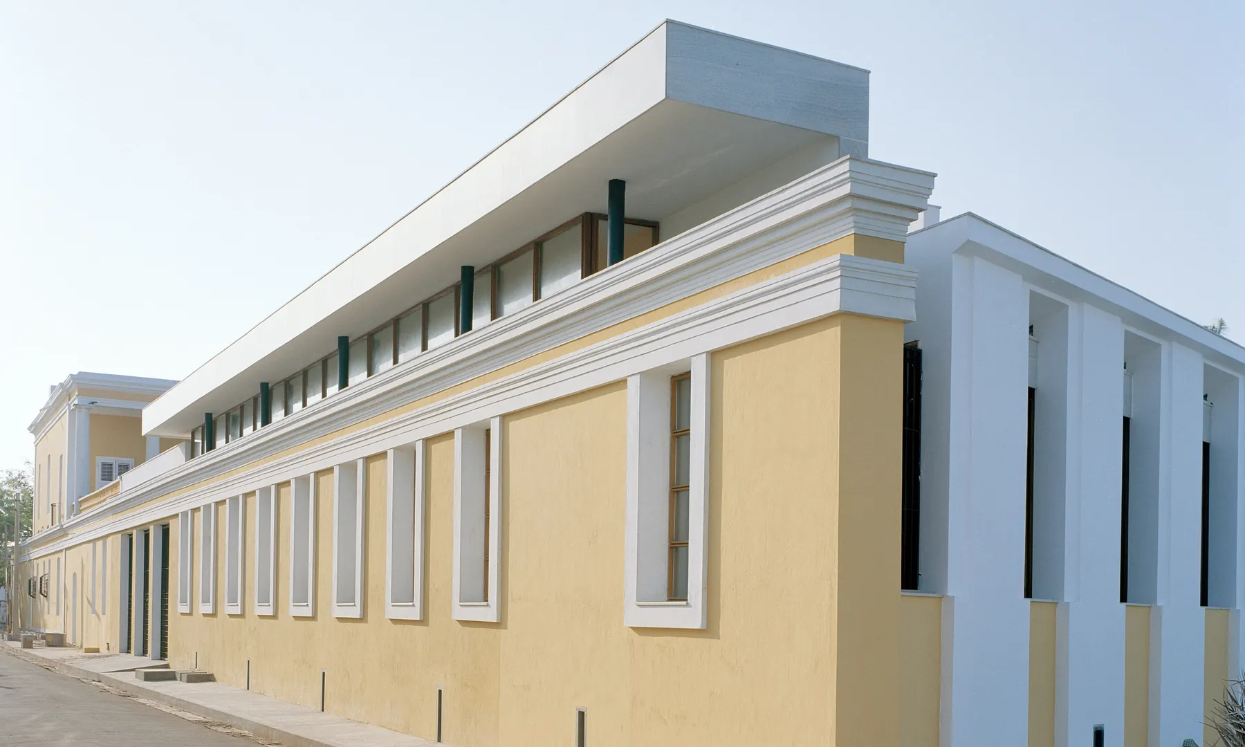 Extension and Renovation of the French Institute of Pondicherry, 11 Saint Louis Street, Pondicherry — photograph 5 of 6