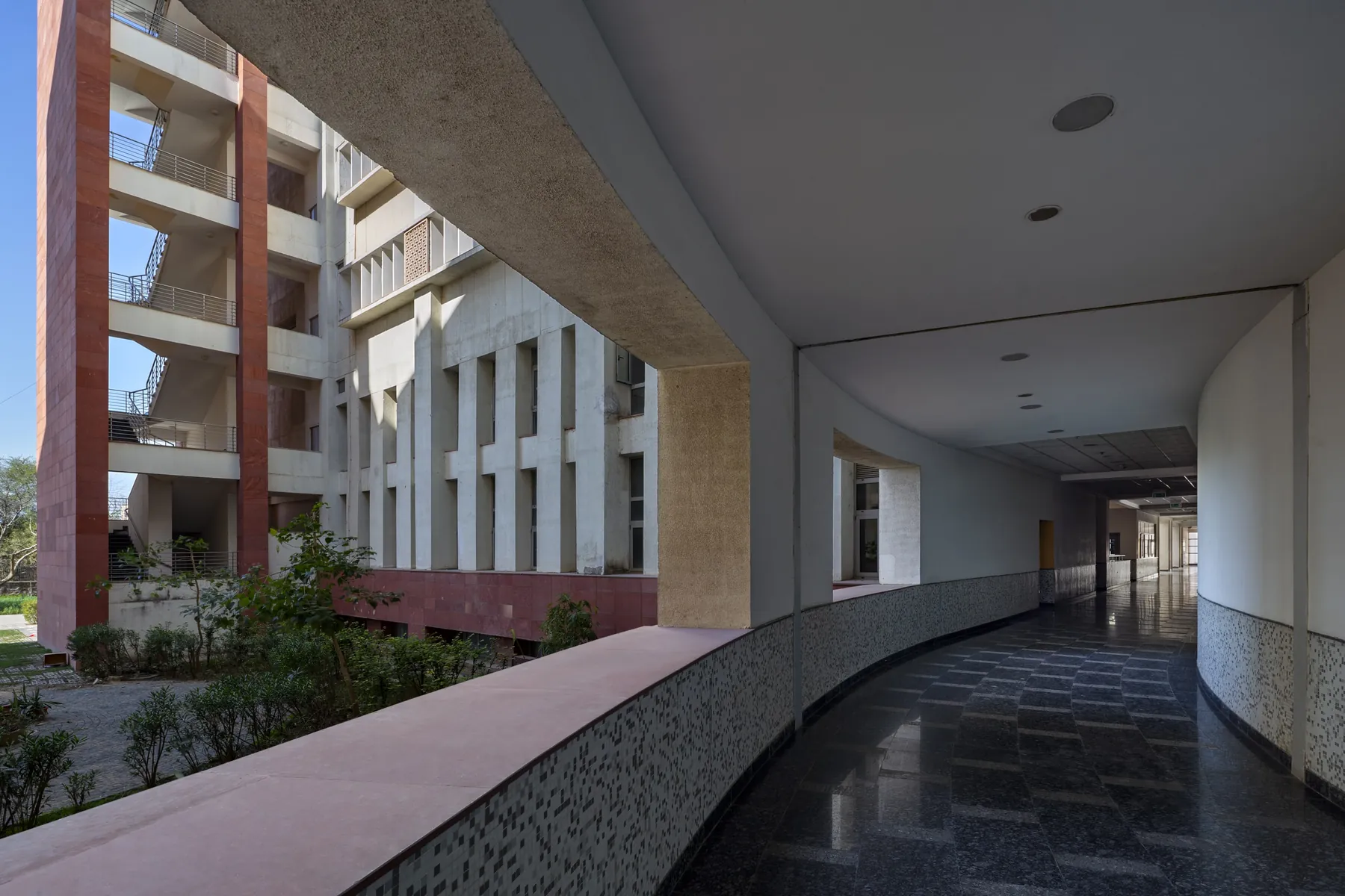 South Asian University, Village Maidangarhi, New Delhi — photograph 16 of 31